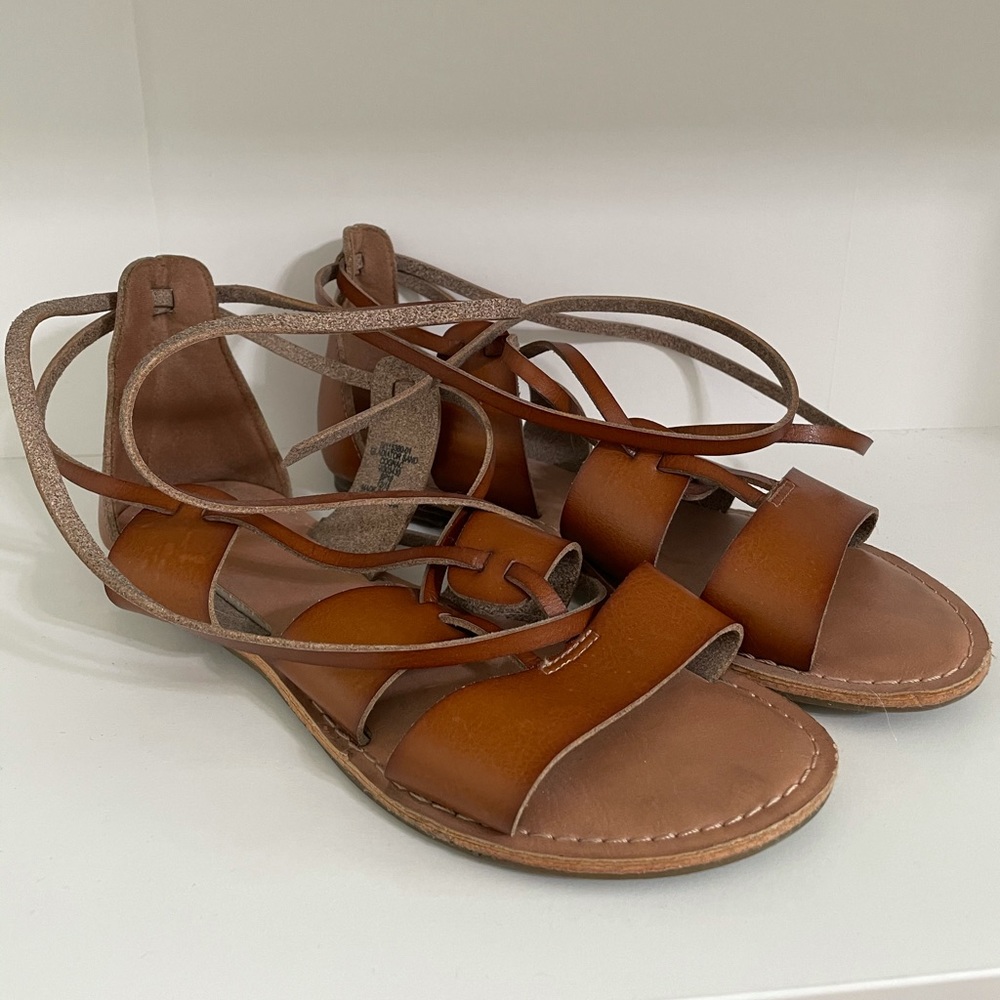 Strappy sandals